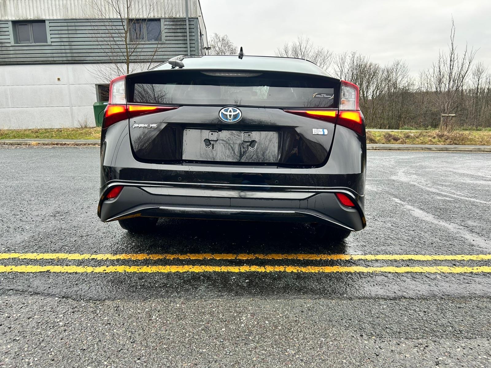 2020 Toyota Prius Hybrid | Modellista Body Kit | Automatic | Black